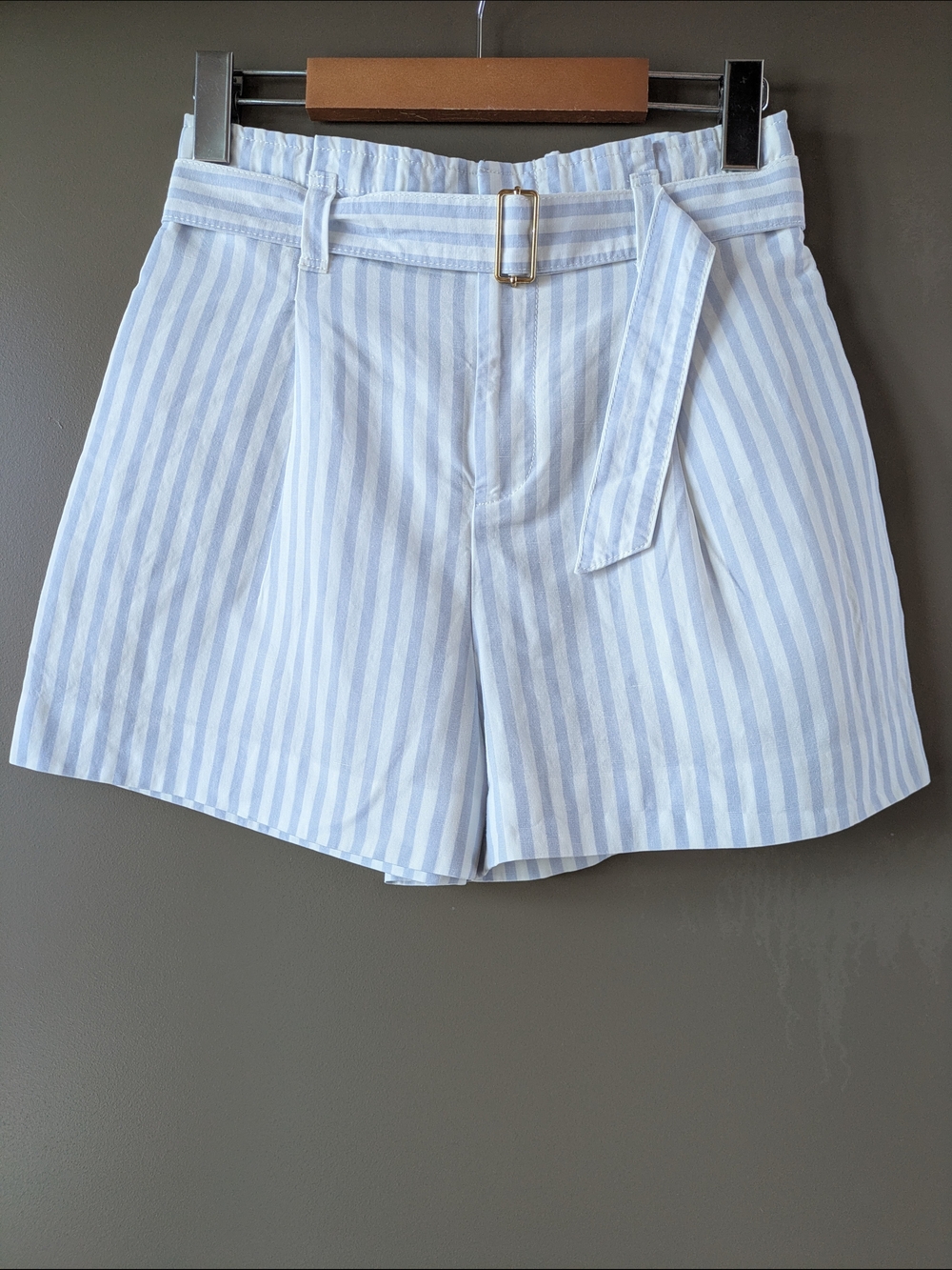 Club Monaco XS/S Light Blue & White Striped Paperbag Waist Shorts With Pockets